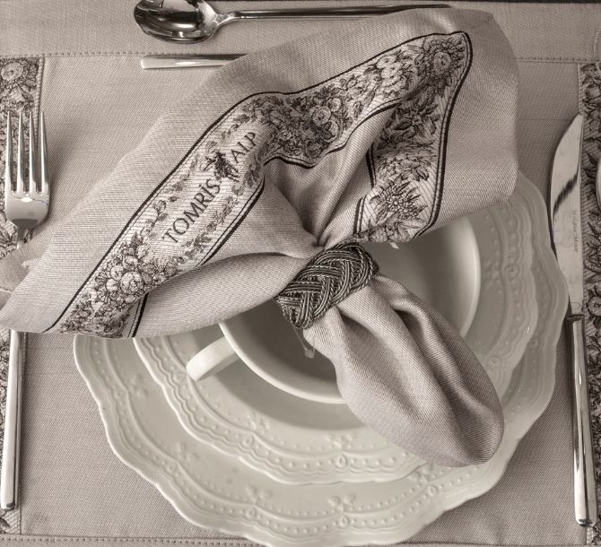 Goblen Tableware